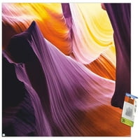 Цветни пещери Стенски плакат с бутилки, 22.375 34